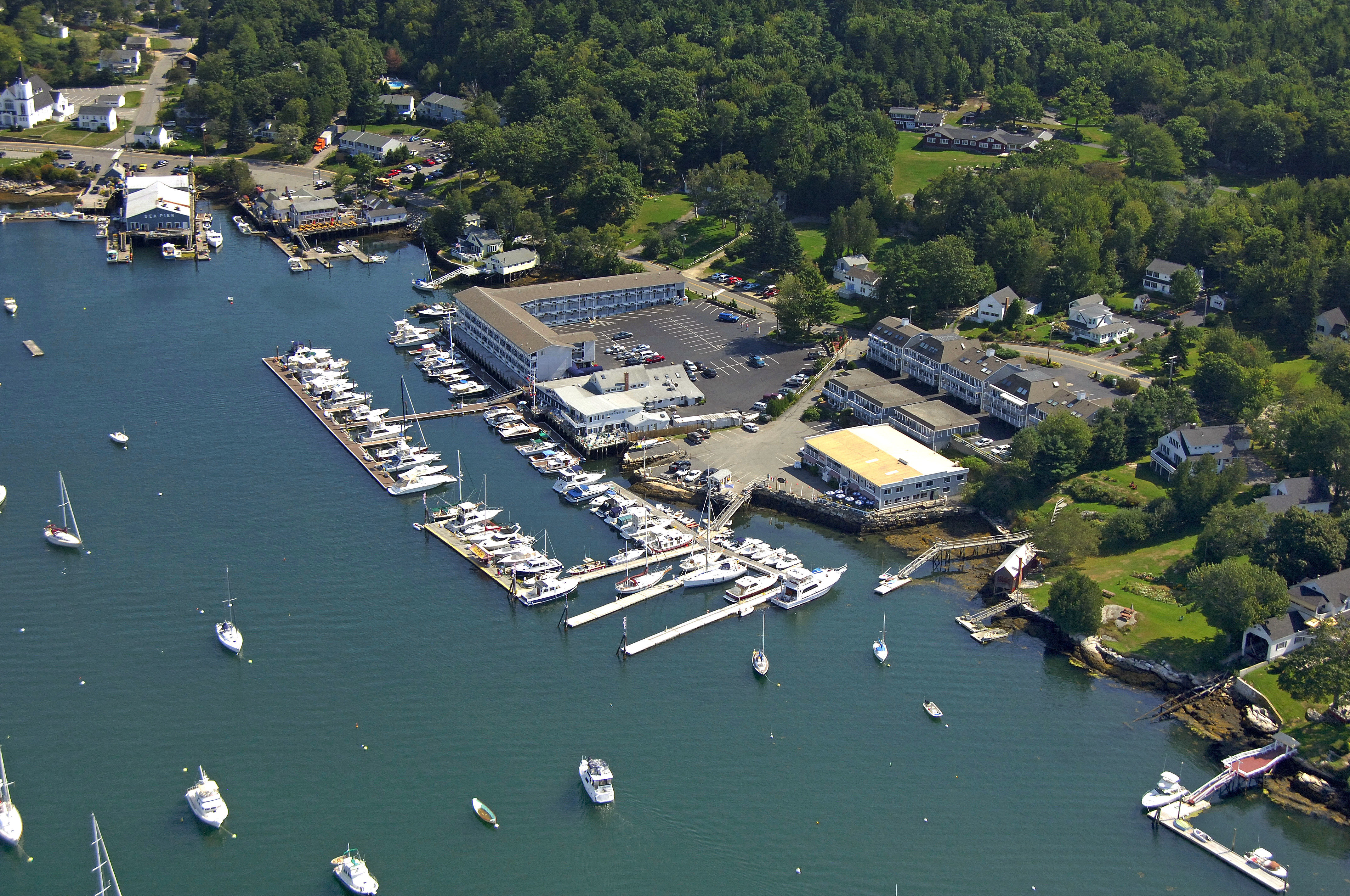 Carousel Marina in Boothbay Harbor, ME, United States Marina Reviews