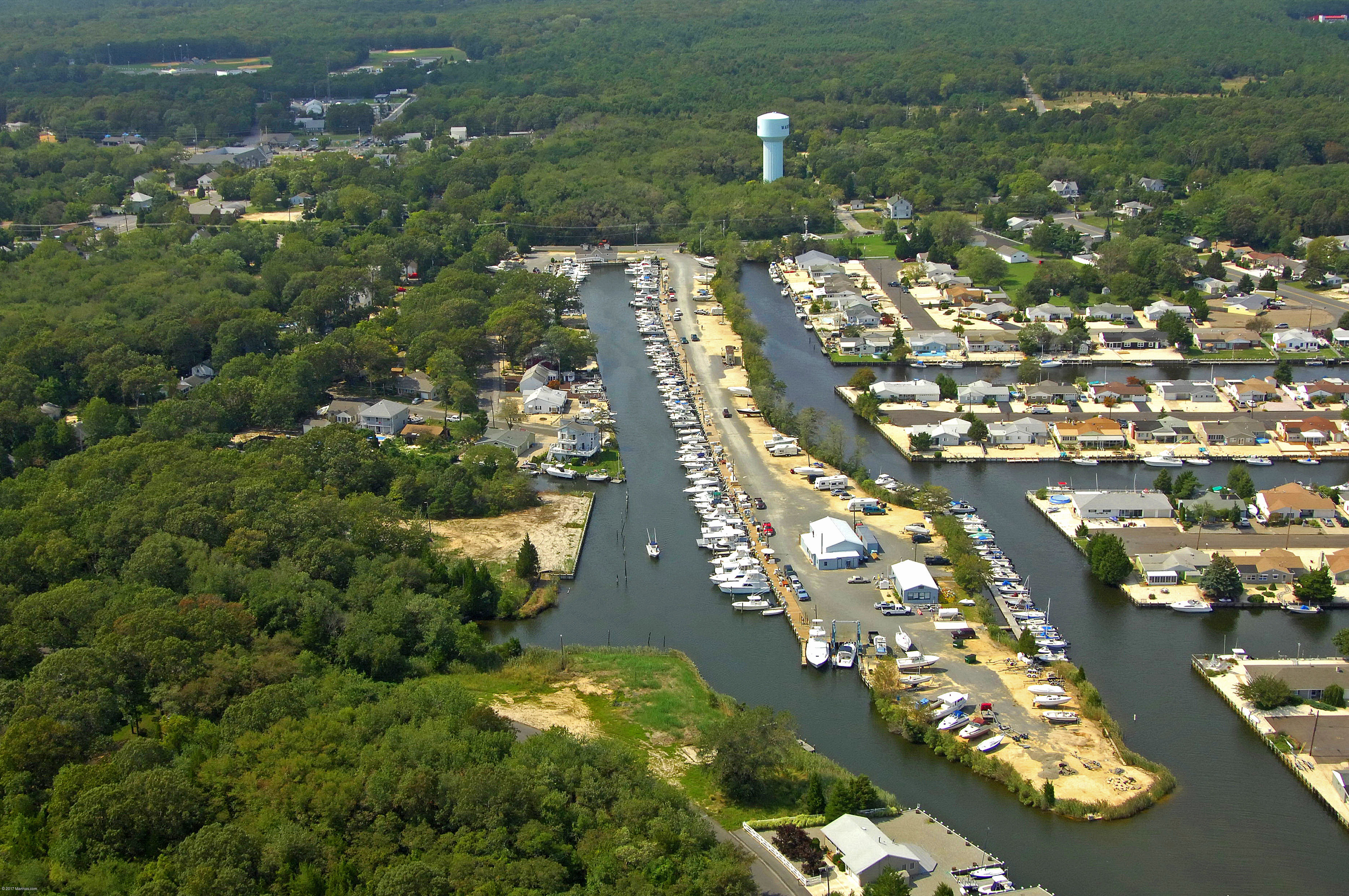 Long Key Marina & Yacht Club in Waretown, NJ, United States Marina