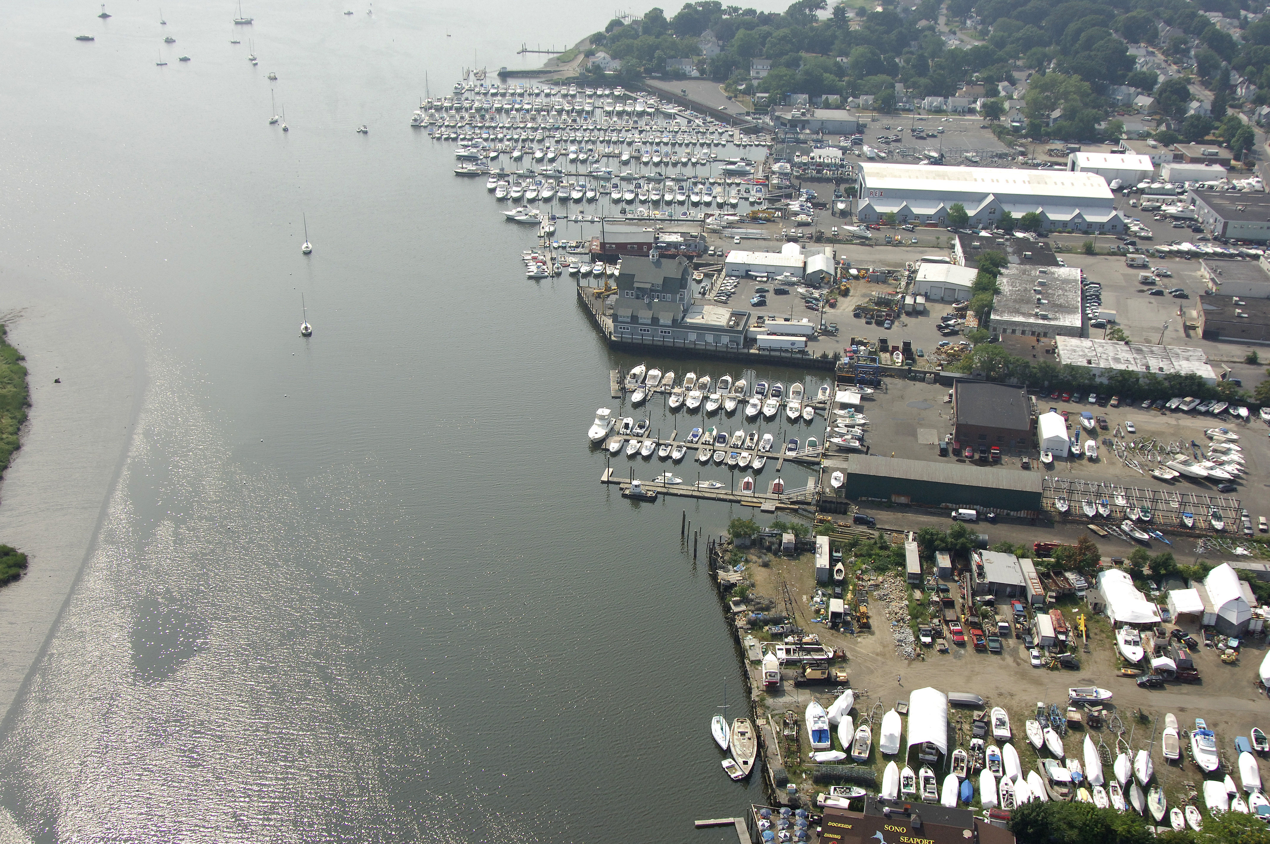 MarineMax Marina Norwalk in Norwalk, CT, United States Marina Reviews