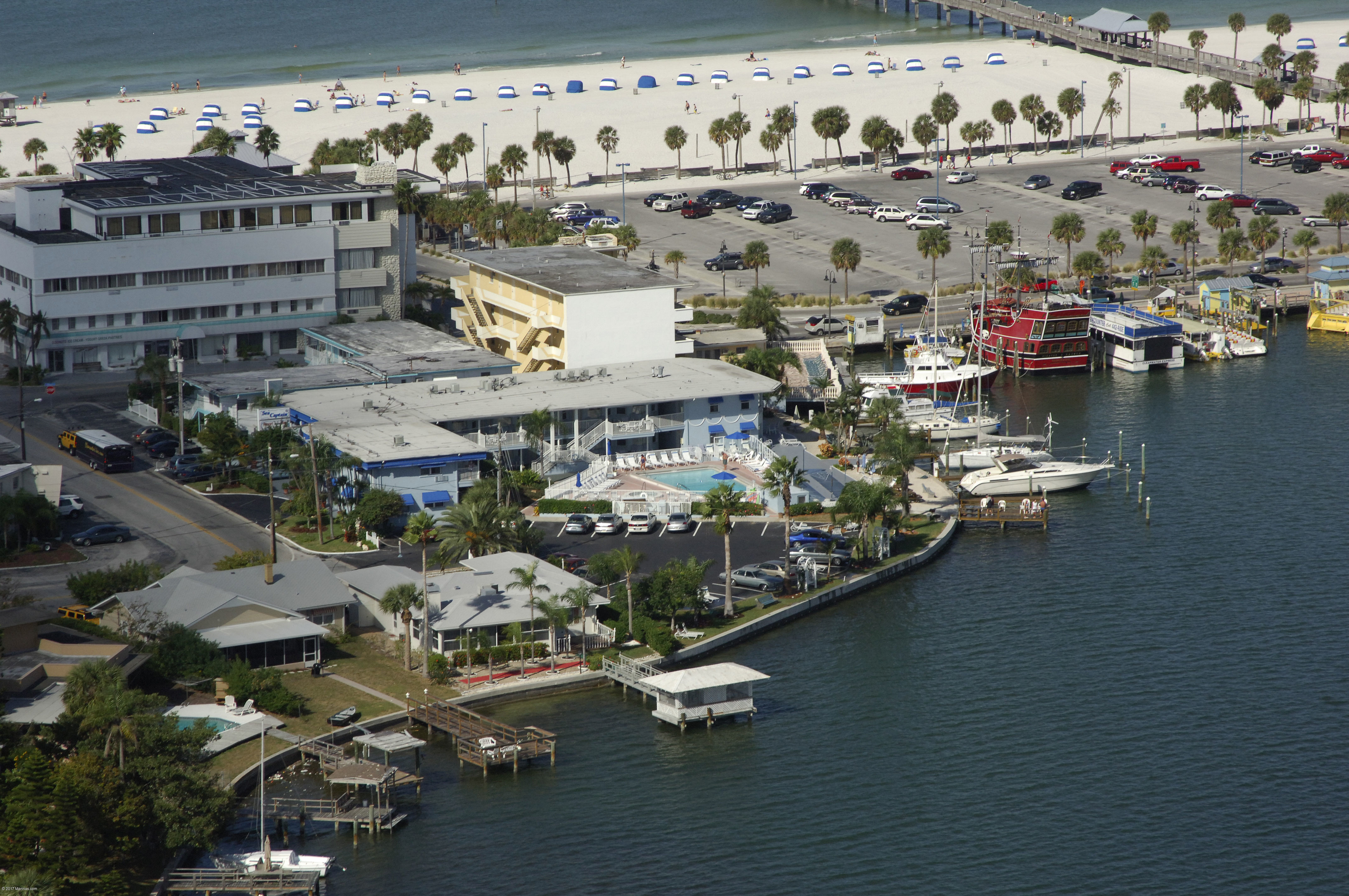 Sea Captain Resort On The Bay