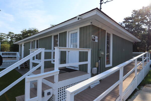 Donnelly Yacht Center & Marina