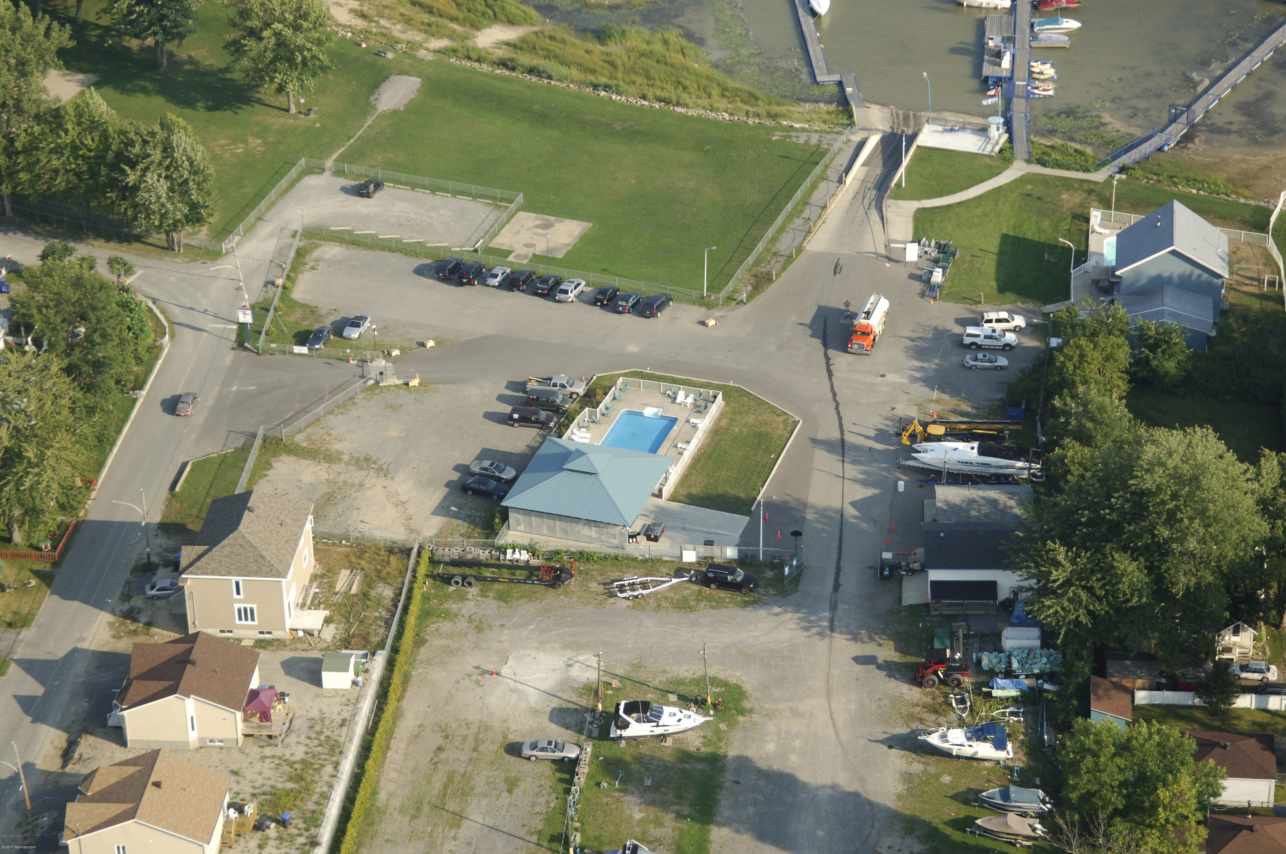 Marina Plage Roger in SteMarthesurleLac, QC, Canada Marina