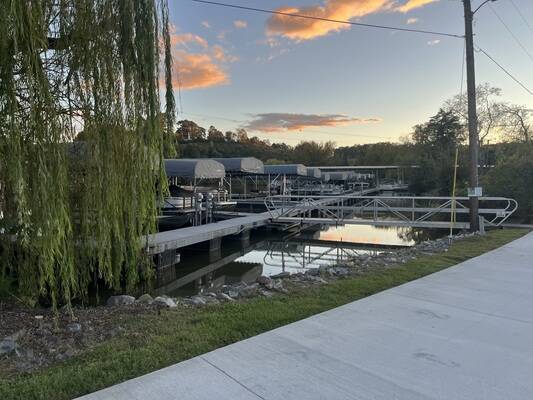Volunteer Cove Marina