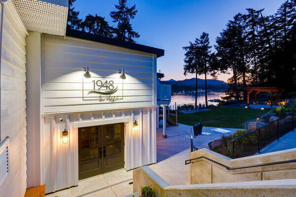 Manana Resort & Marina