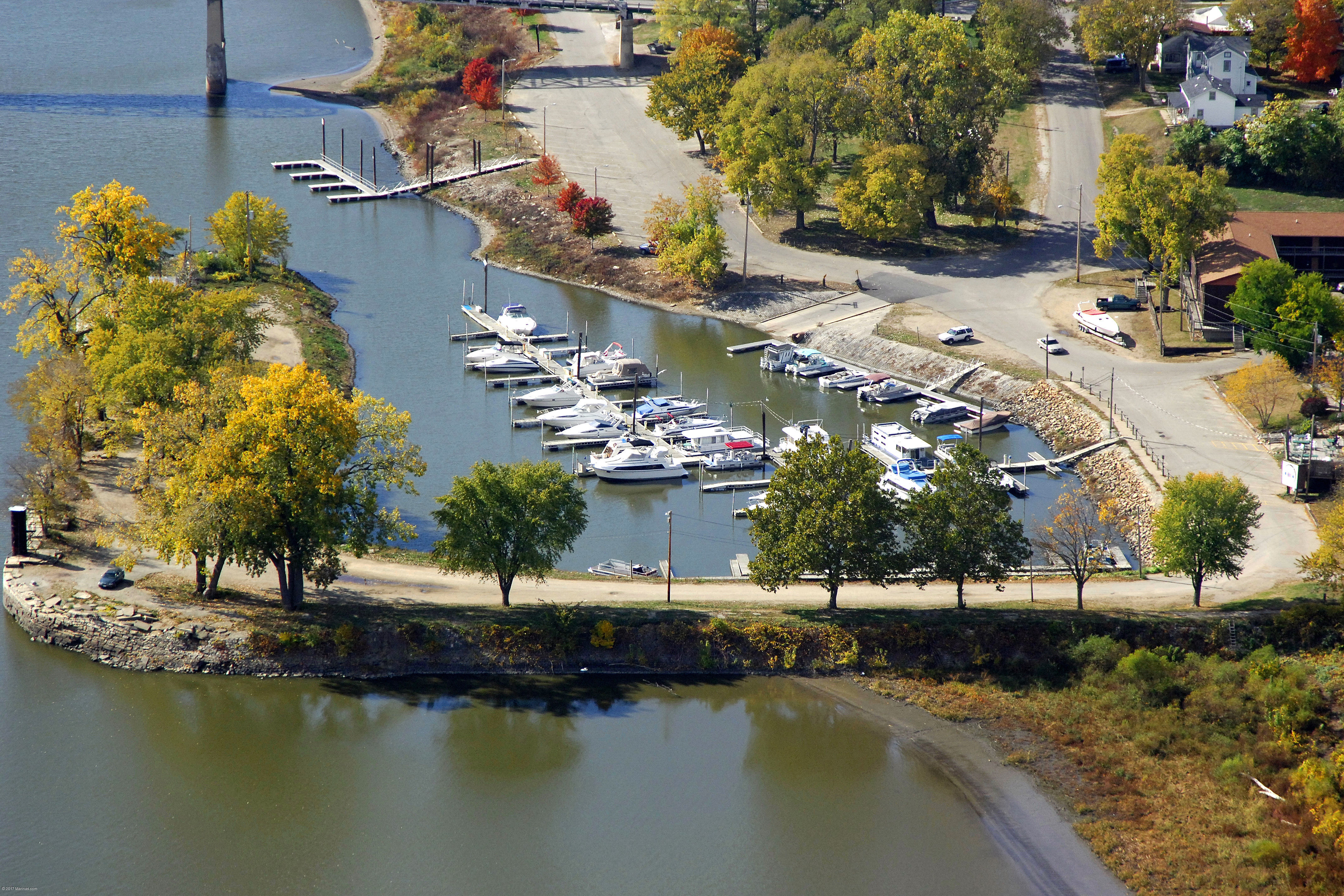 Henry Harbor Marina in Henry, IL, United States Marina Reviews