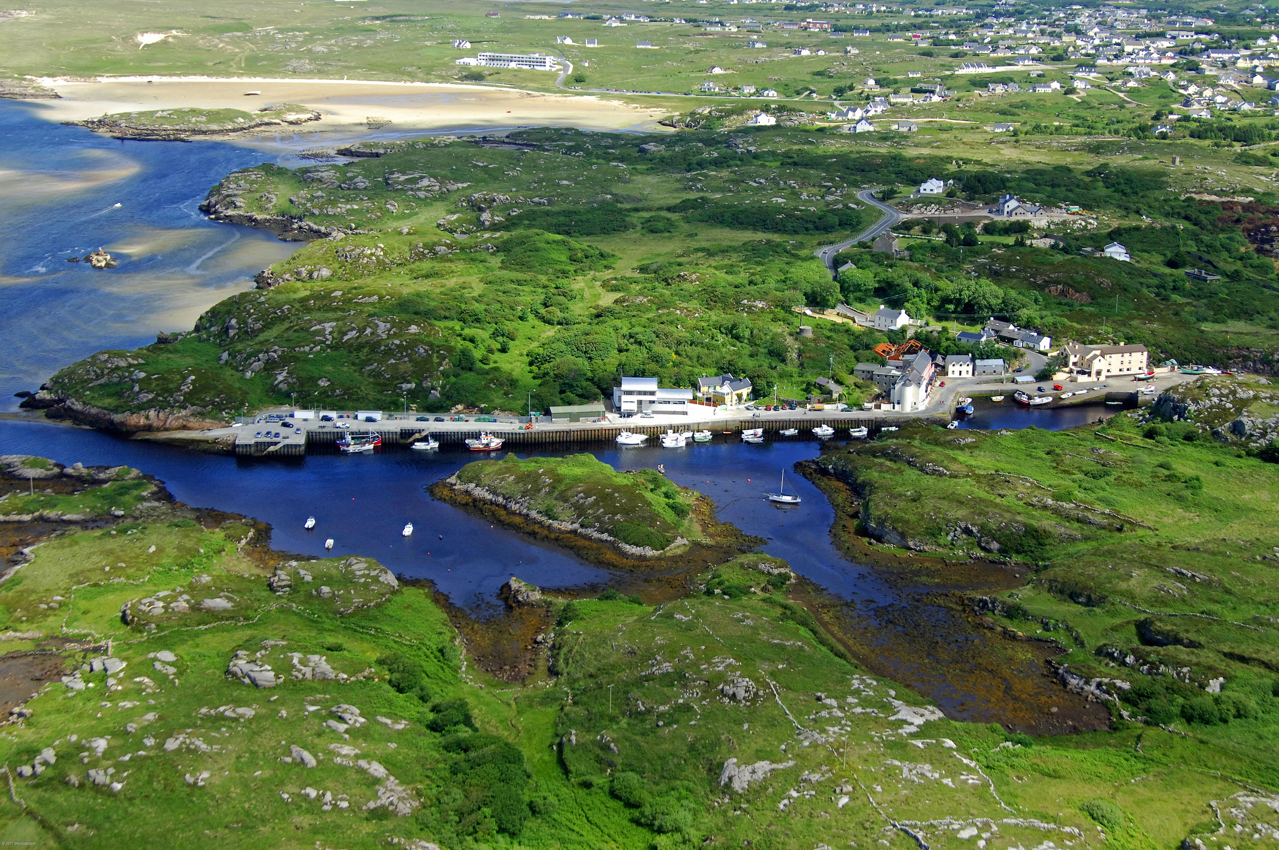 Bunbeg Harbour in Gweedore, Ireland - Marina Reviews - Phone Number ...
