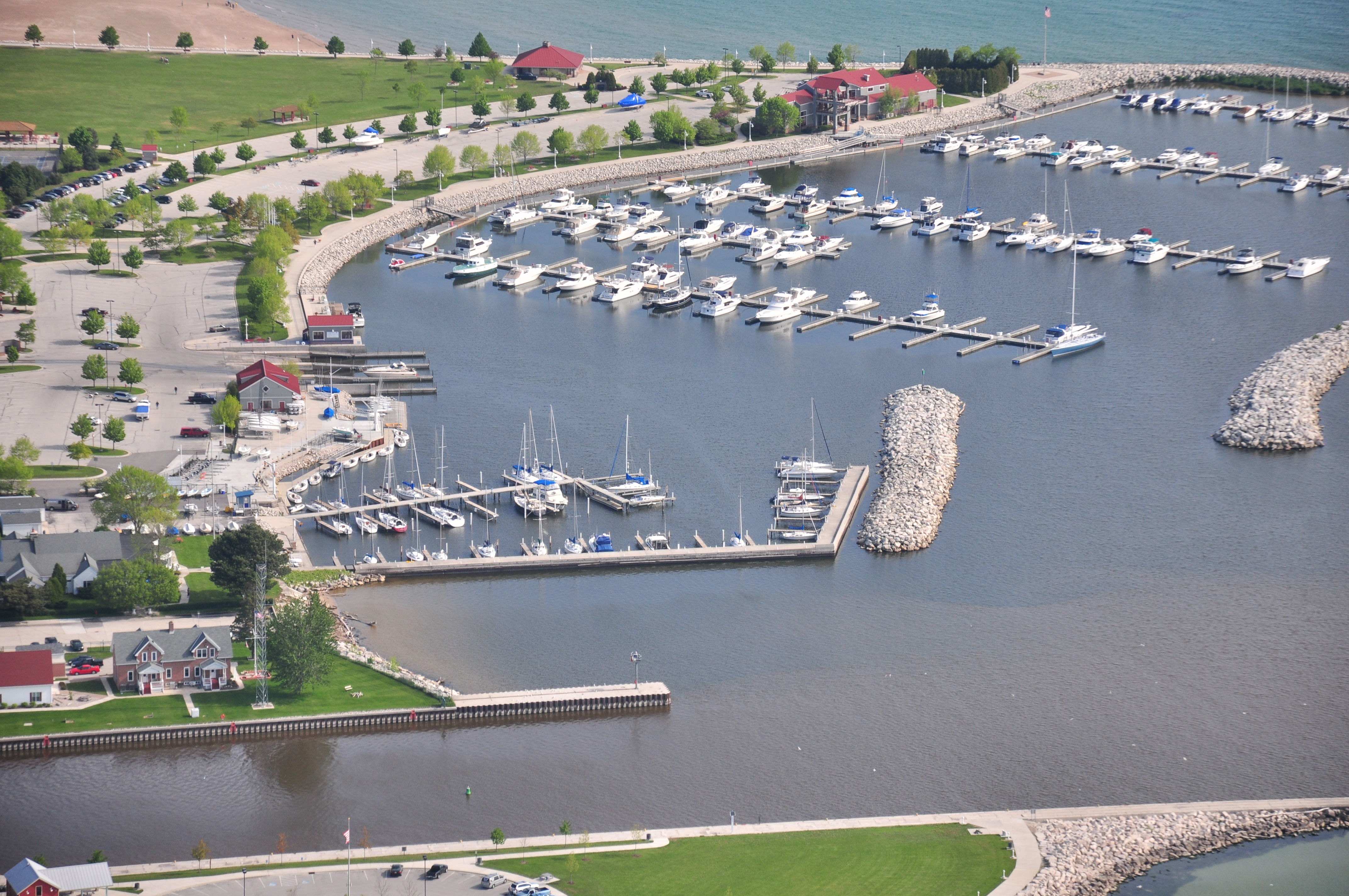 Harbor Centre Marina in Sheboygan, WI, United States Marina Reviews