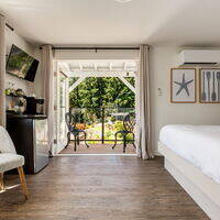 Manana Resort & Marina