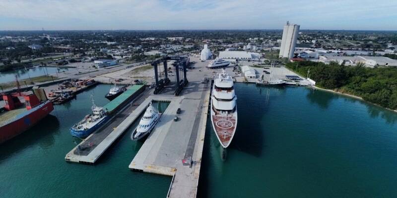 Derecktor Ft. Pierce