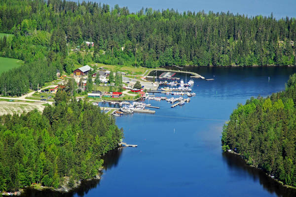 Pimeesalmi Marina