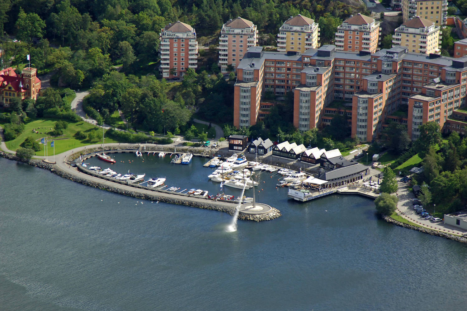 Saltsjö Pir Marina