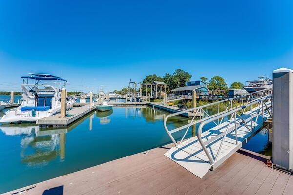 Wilmington Island Marina