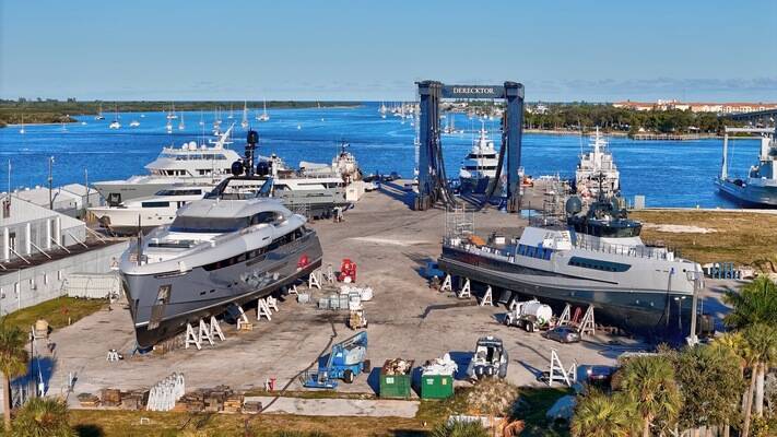 Derecktor Ft. Pierce