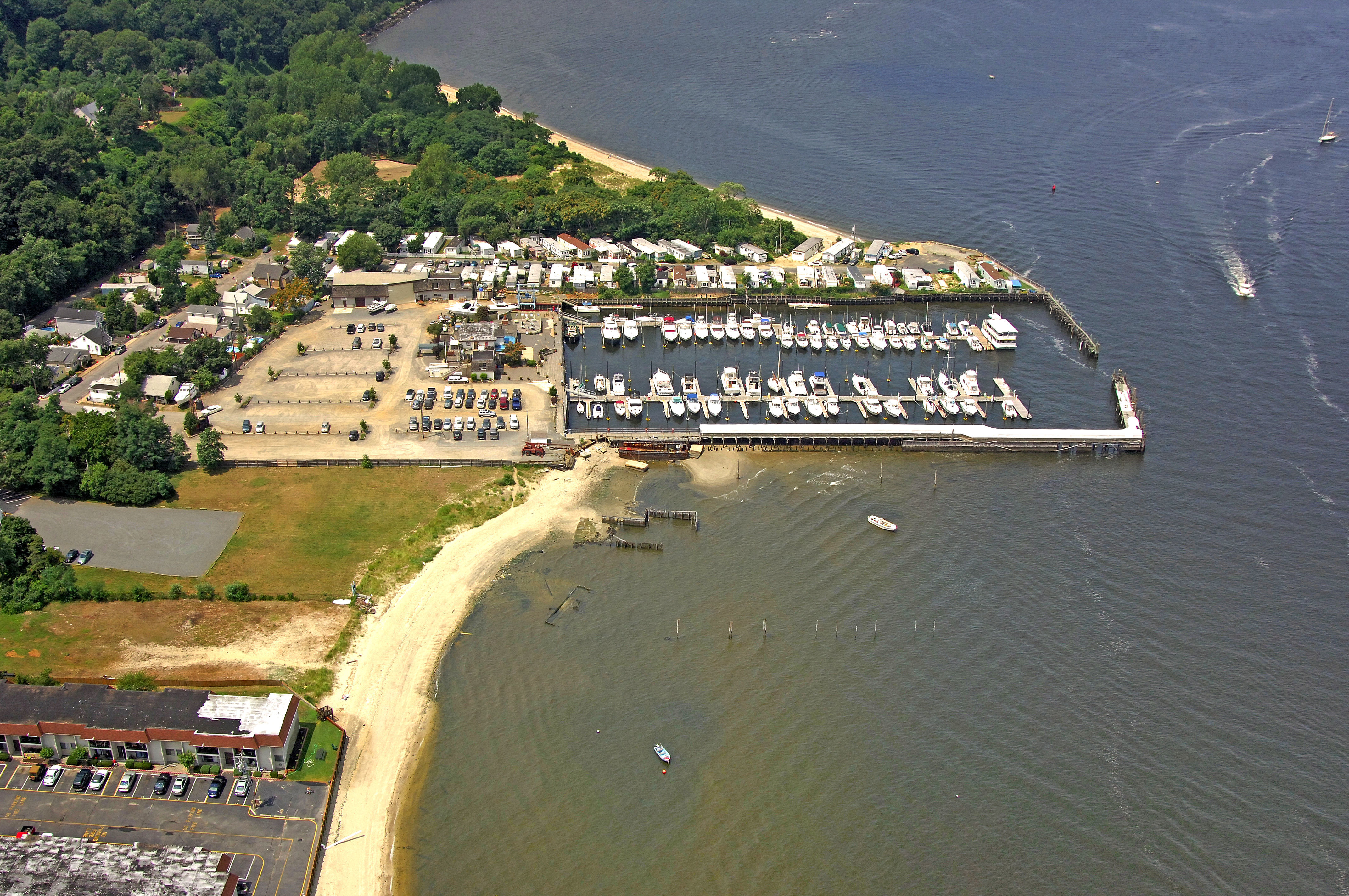 Sandy Hook Bay Marina in Highlands, NJ, United States Marina Reviews