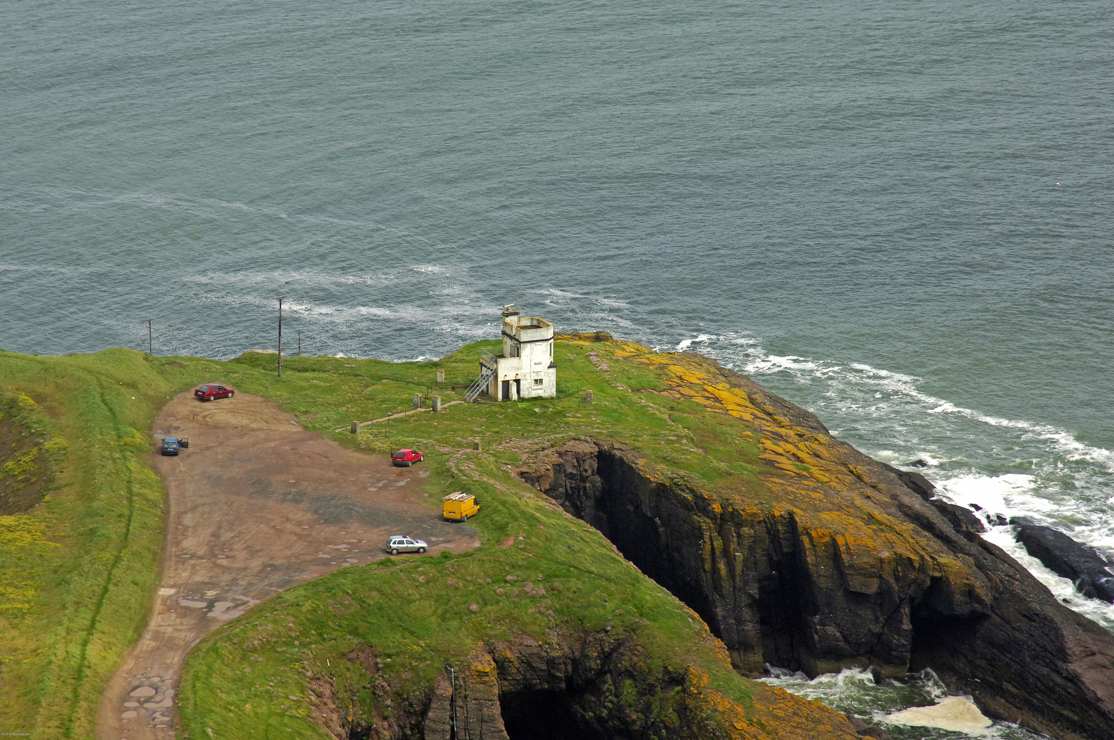Dunmore Harbour Pilot Lookout Station Lighthouse in Dunmore East