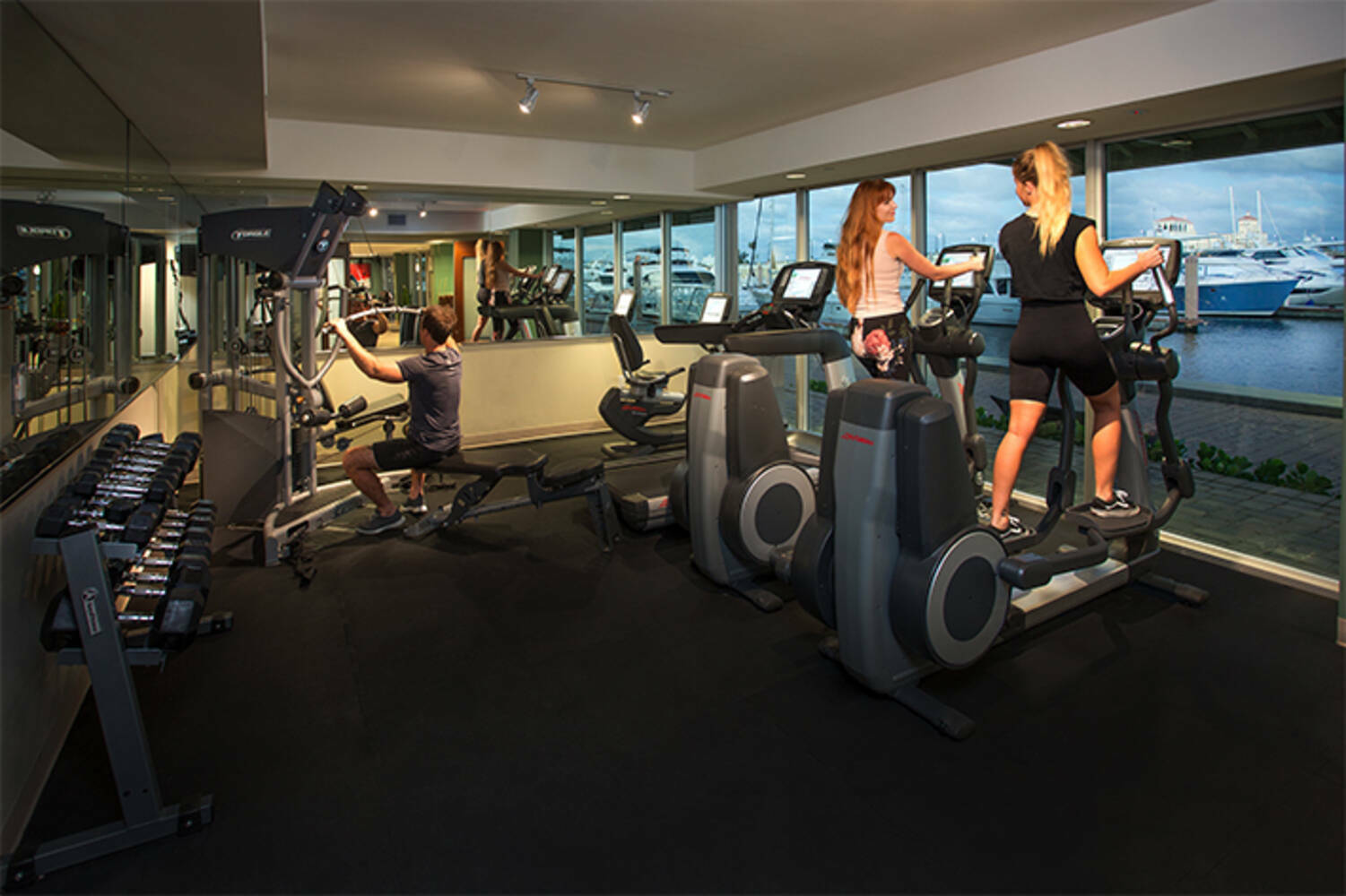 Great marinas with gyms for boaters