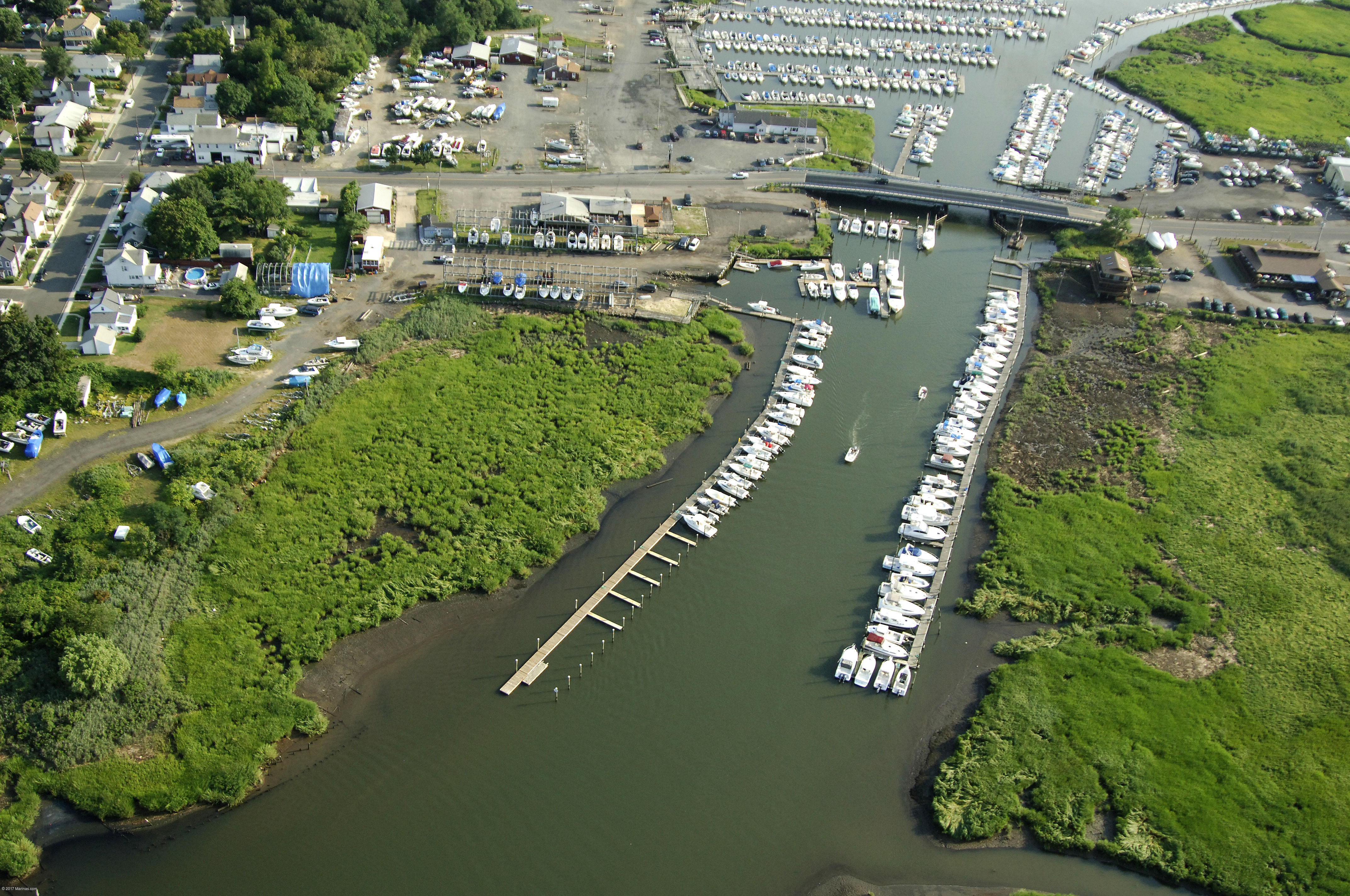 Brown's Point Marina in Keyport, NJ, United States Marina Reviews
