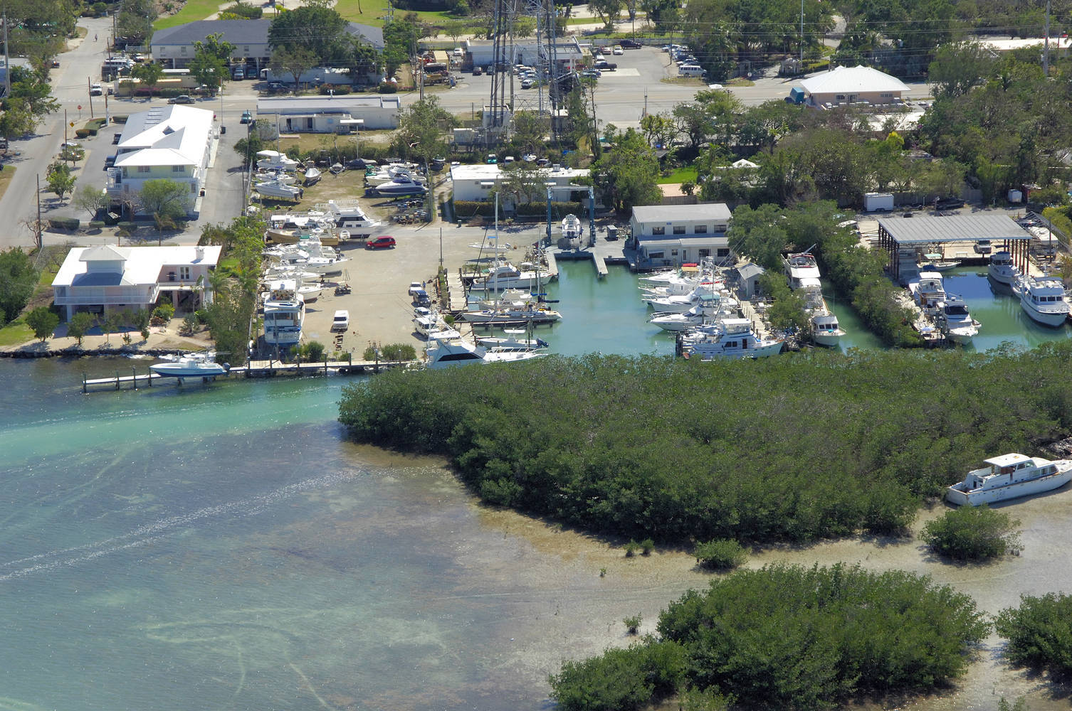 Coral Bay Marina slip, dock, mooring reservations Dockwa