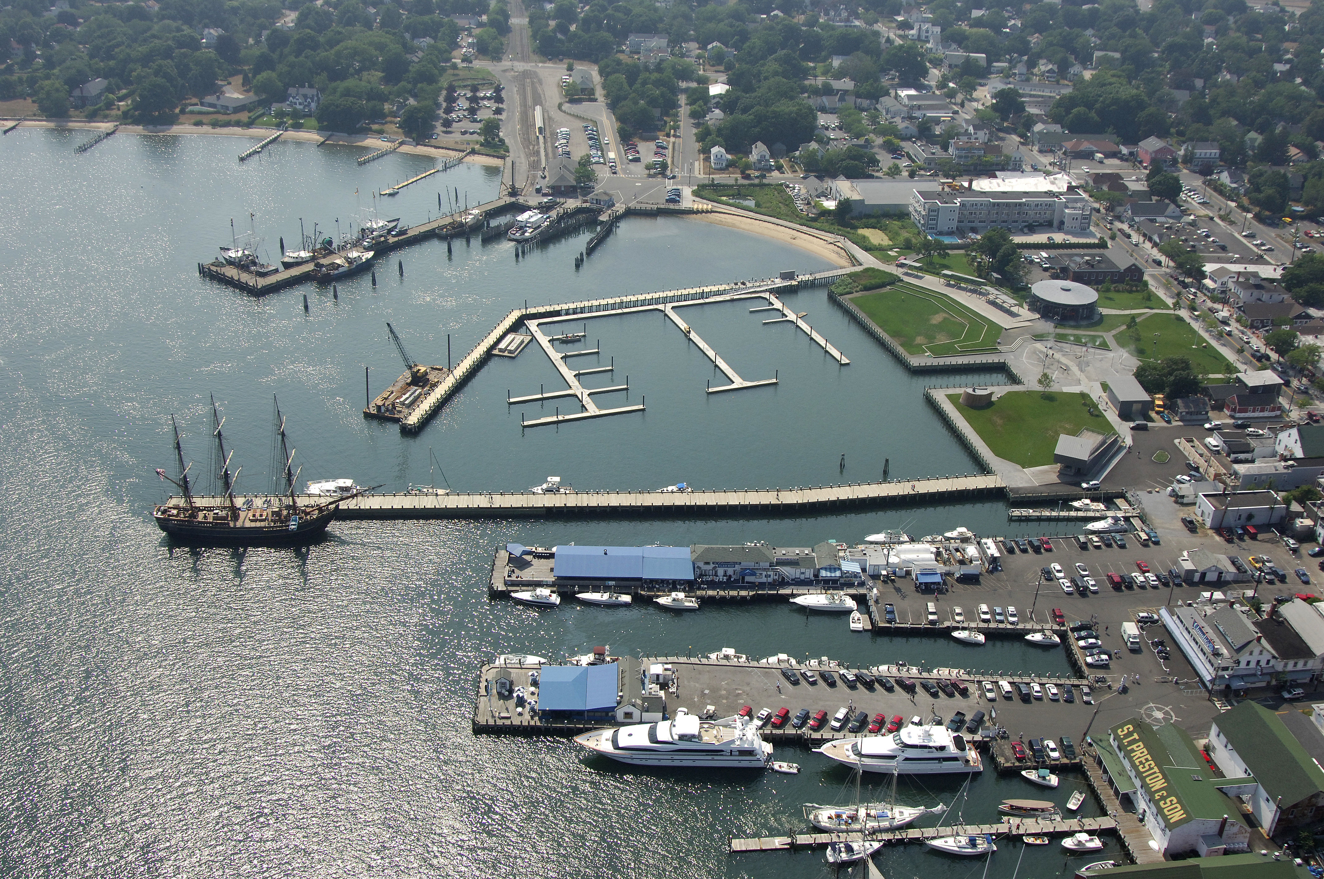 Mitchell Park Marina in Greenport, NY, United States Marina Reviews