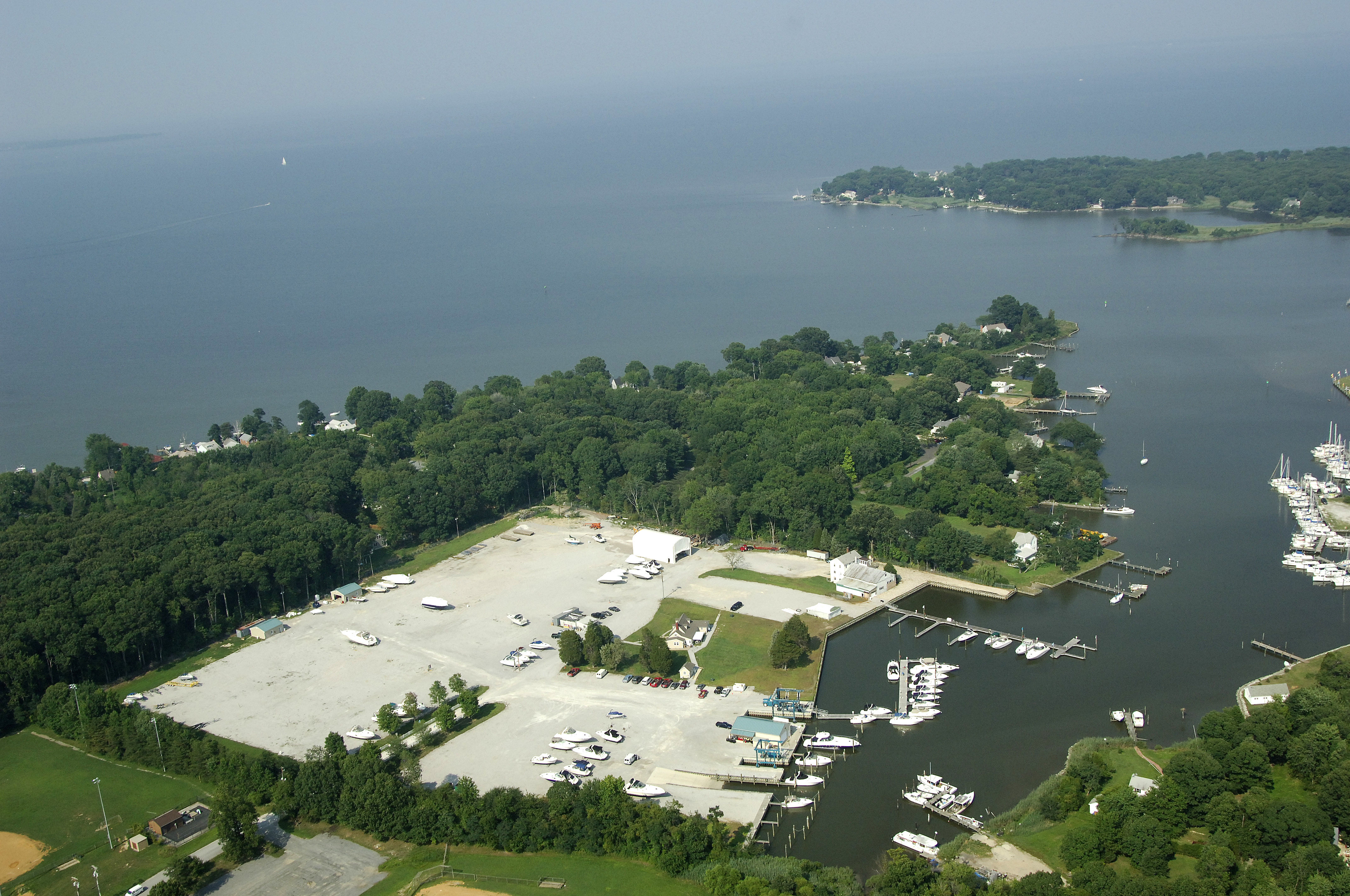 Clarks Landing Shady Side Marine Center in Shadyside, MD, United States