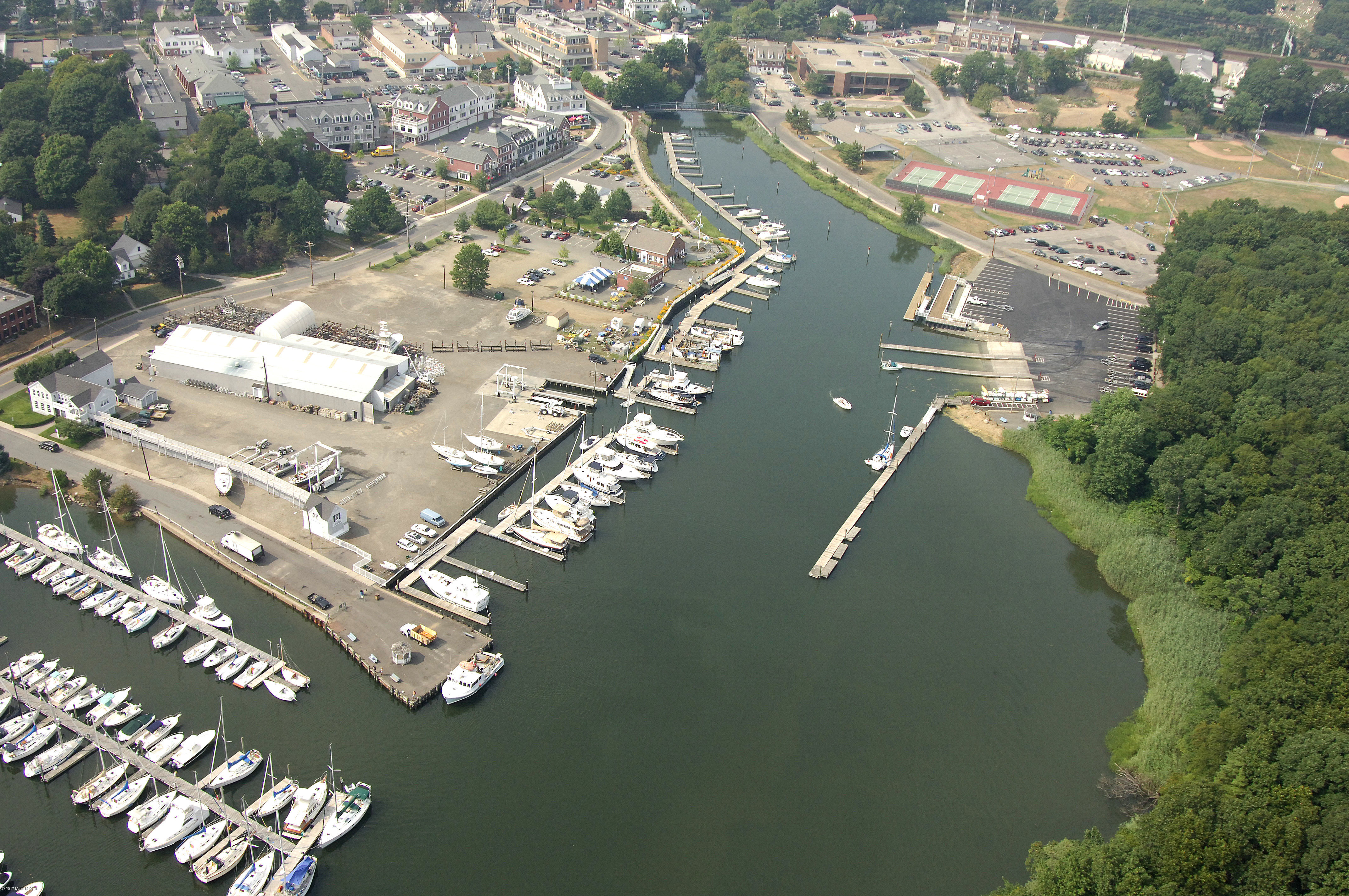 Milford Boat Works in Milford, CT, United States Marina Reviews