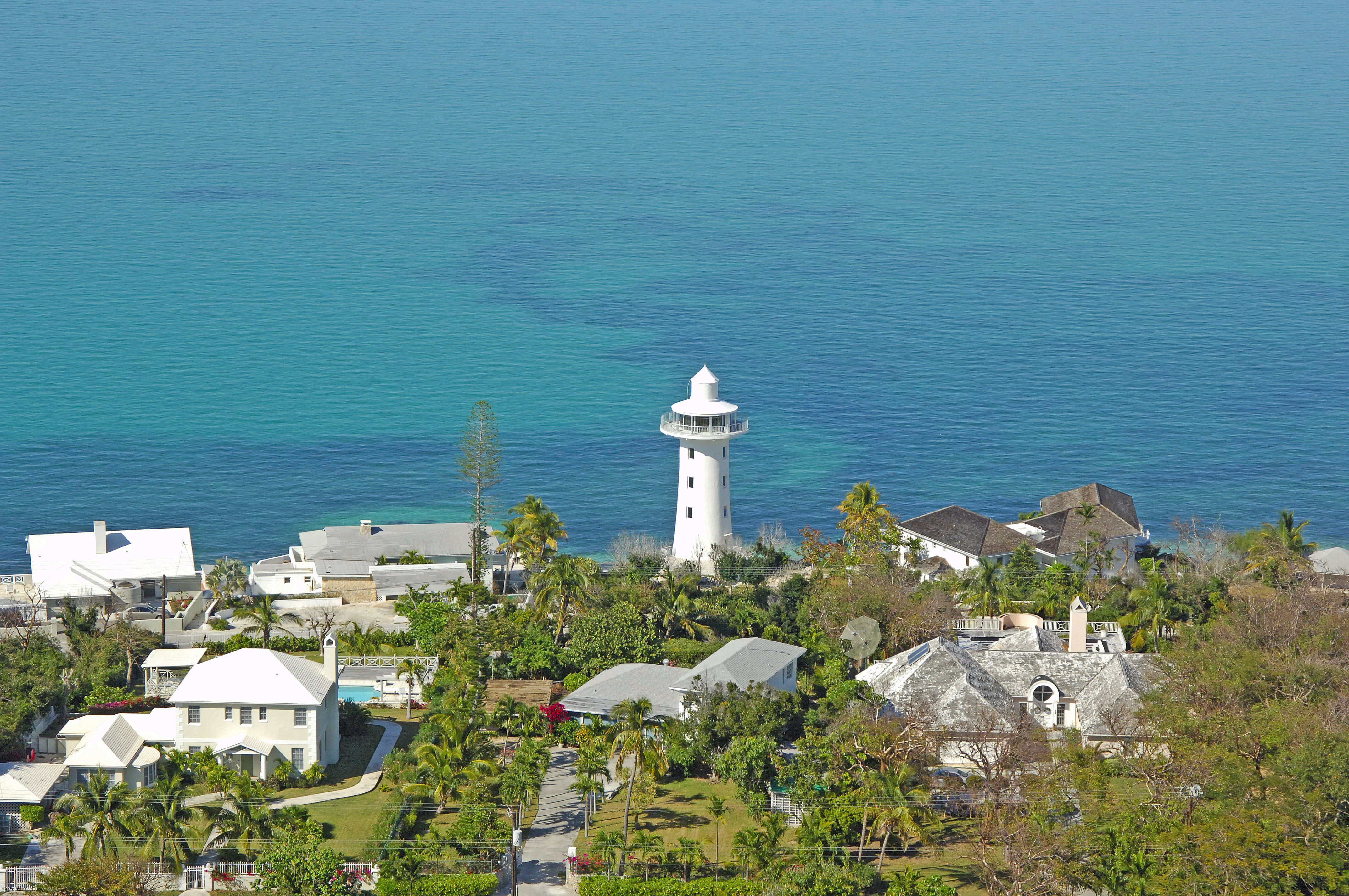 Solomons Lighthouse in New Providence, NP, Bahamas lighthouse Reviews