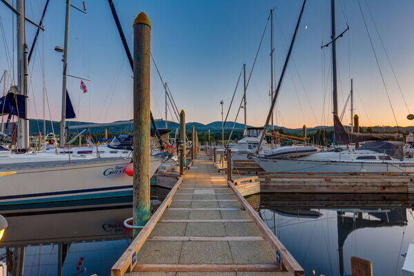 Manana Resort & Marina