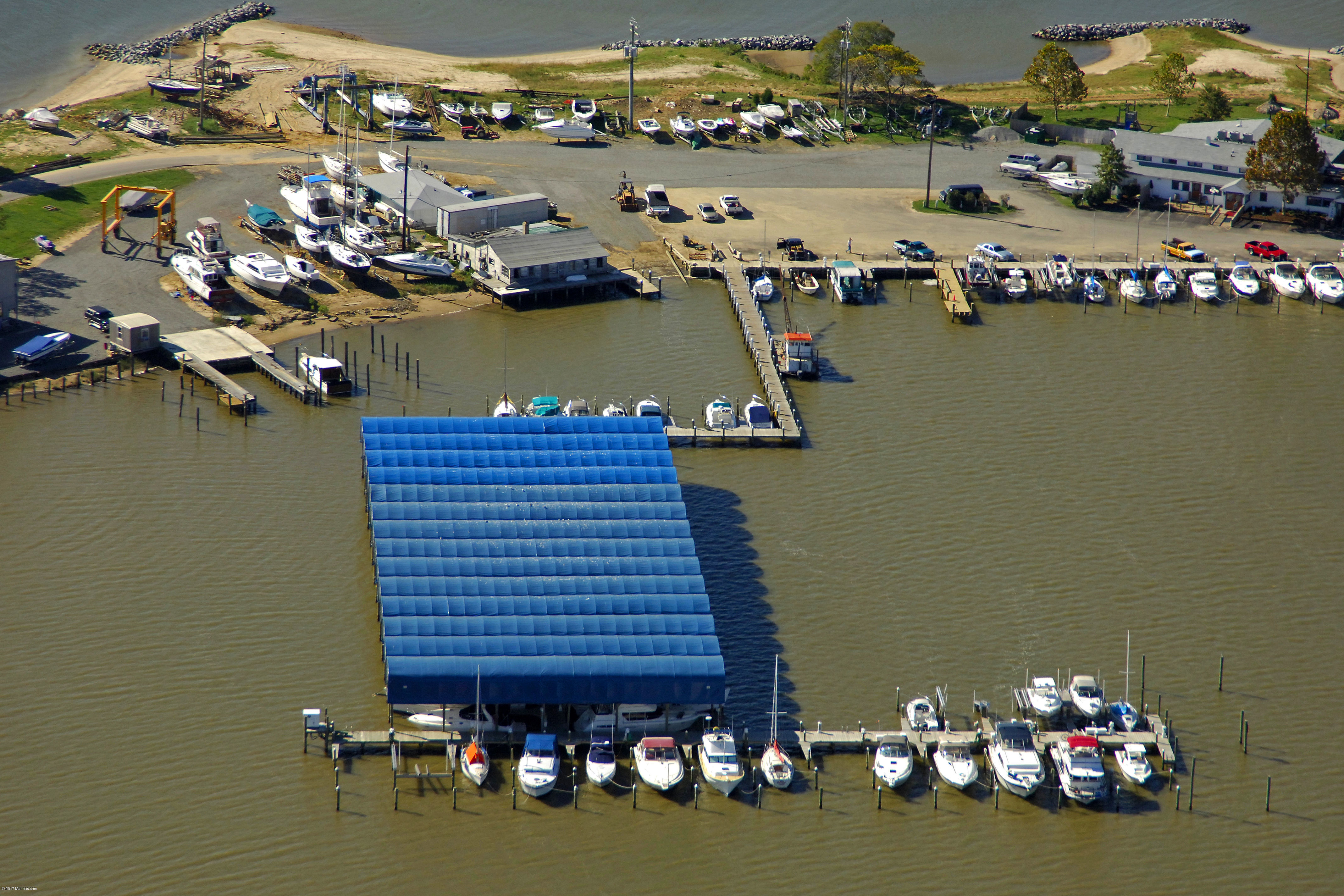 Colonial Beach Yacht Center in Colonial Beach, VA, United States