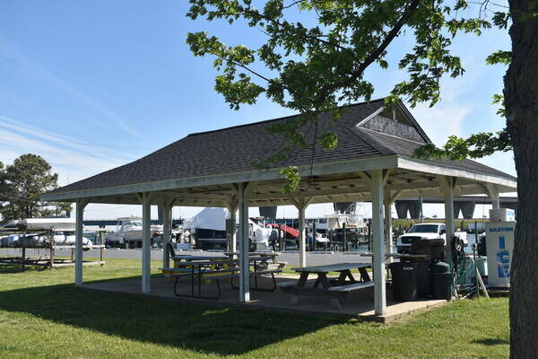 Kent Island Yacht Club