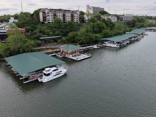 Volunteer Landing Marina