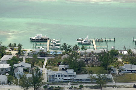 Bimini Blue Water Resort in Alice Town, BI, Bahamas - Marina Reviews