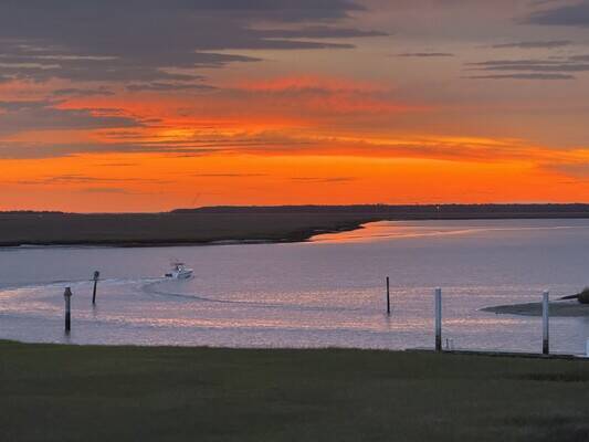 Oyster Bay Yacht Club