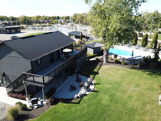 Lighthouse Marina