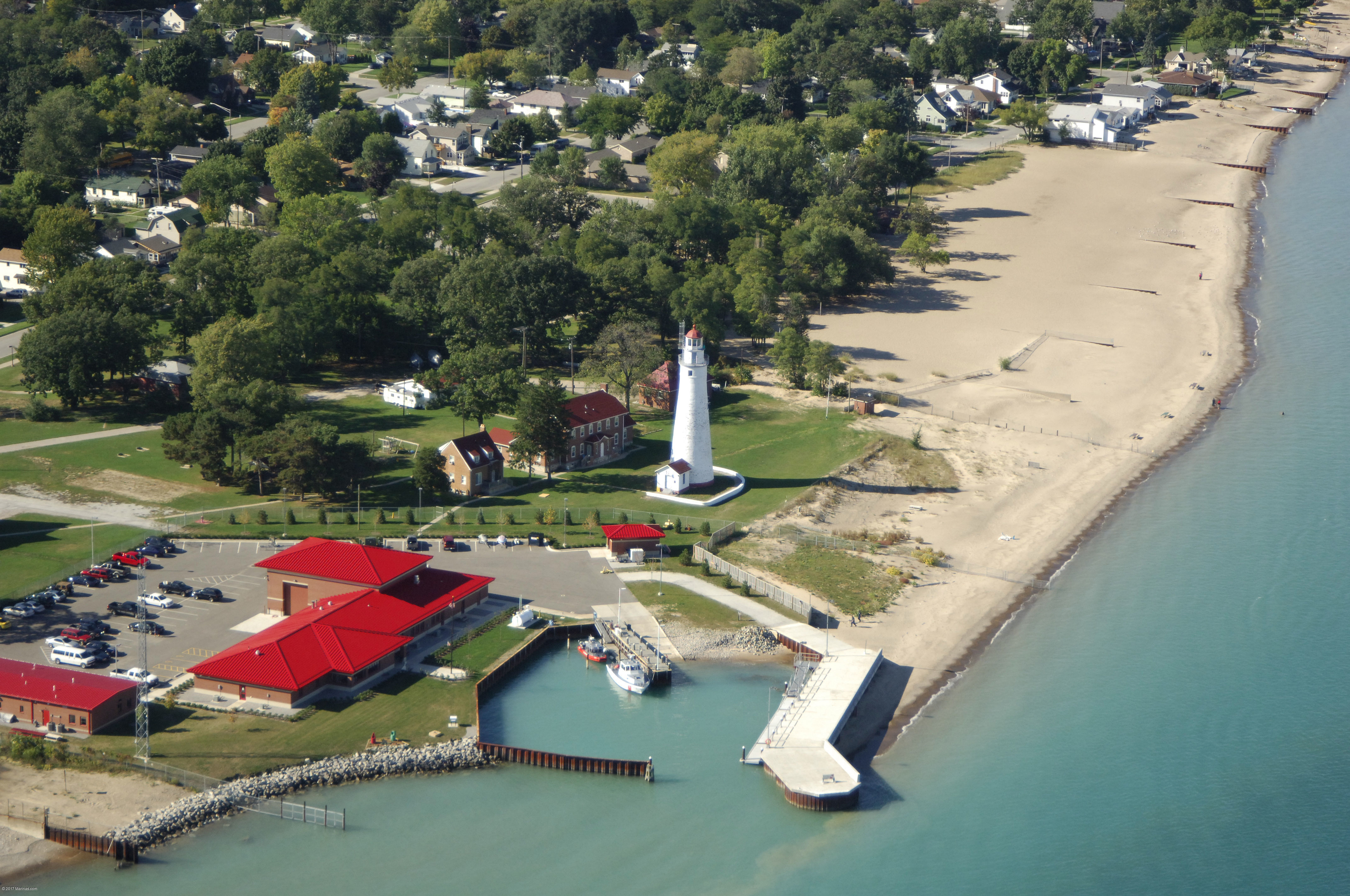 Fort Gratiot Light Lighthouse in Port Huron, MI, United States lighthouse Reviews Phone
