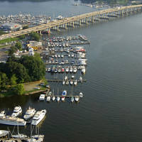 THE MARINA on the South River