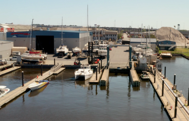 Clinton Street Boatel