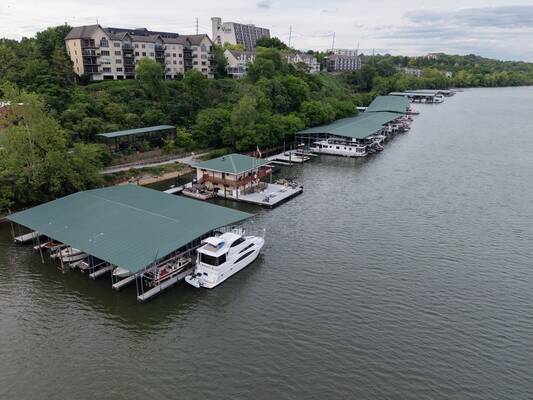 Volunteer Landing Marina