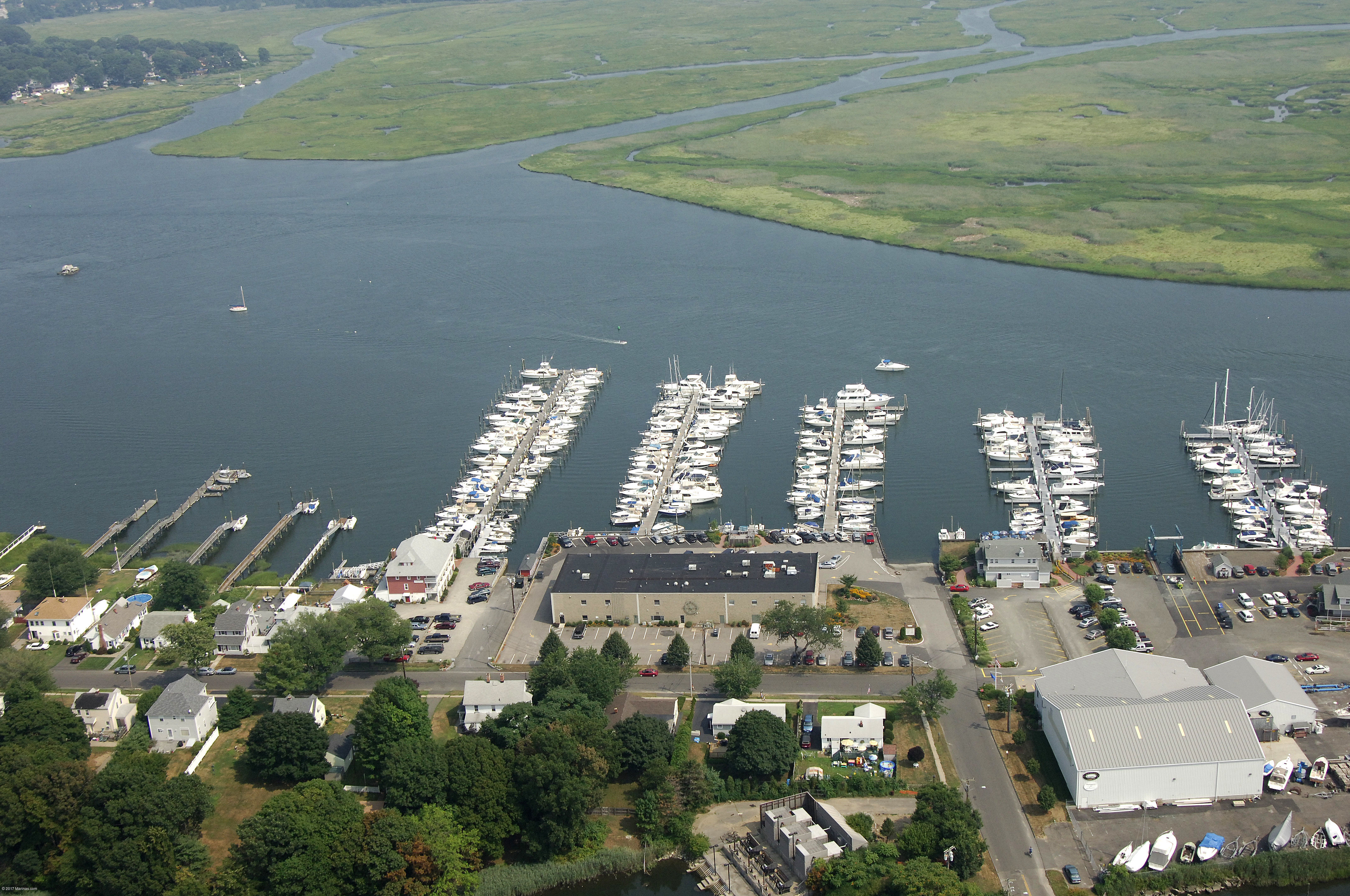 Housatonic Marina in Stratford, CT, United States Marina Reviews