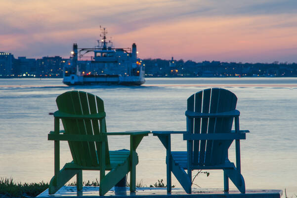 Hotel Wolfe Island