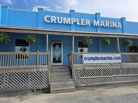 Crumpler Marina