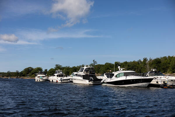 South Bay Cove Marina