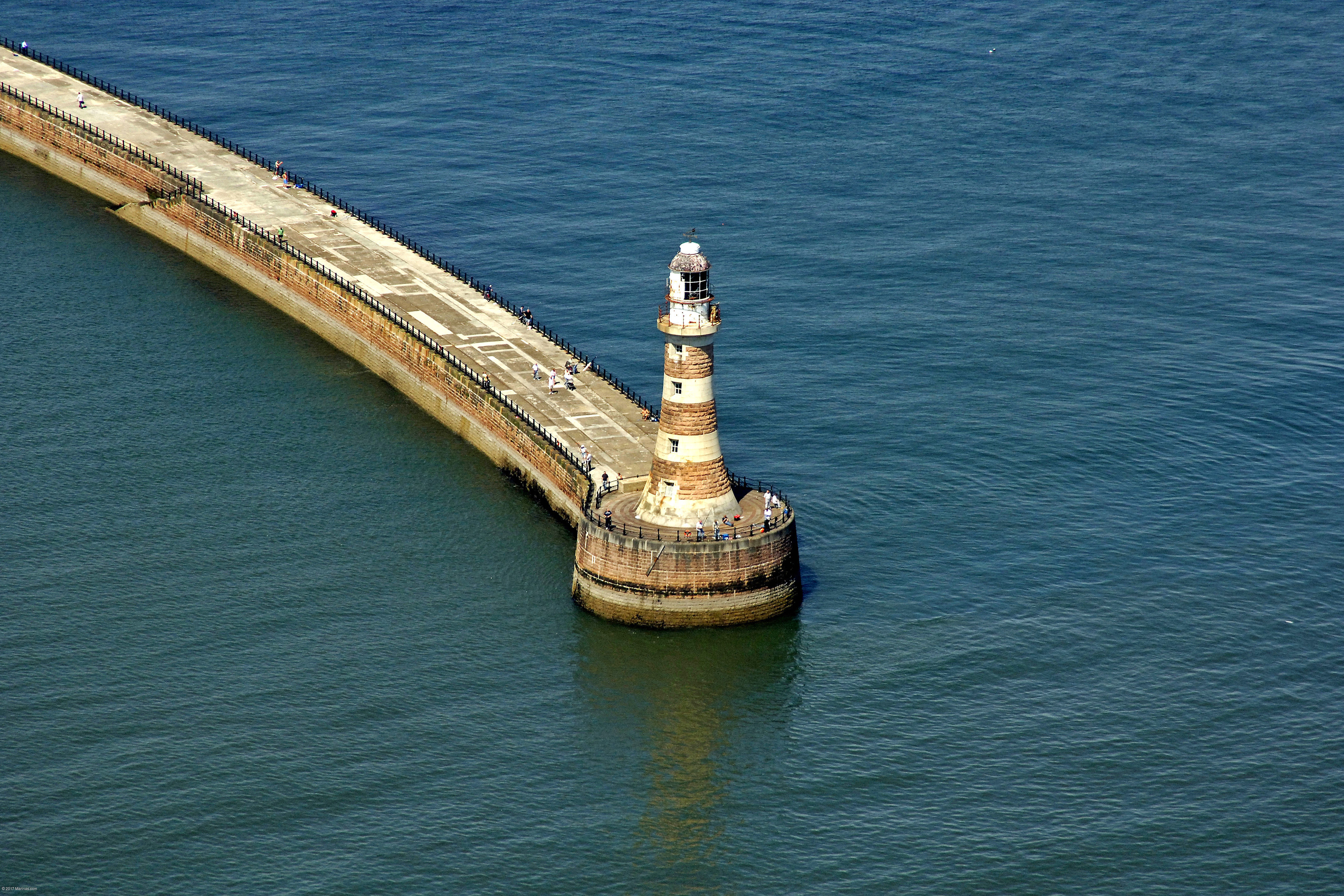 Roker Pier Lighthouse in Roker, GB, United Kingdom lighthouse Reviews