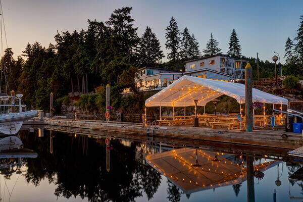 Manana Resort & Marina