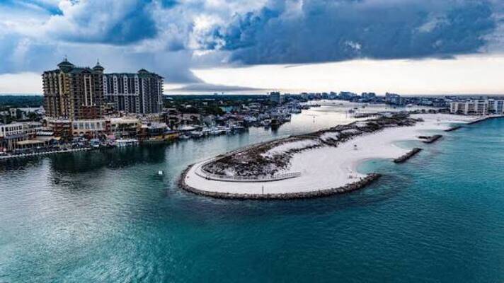 HarborWalk Marina